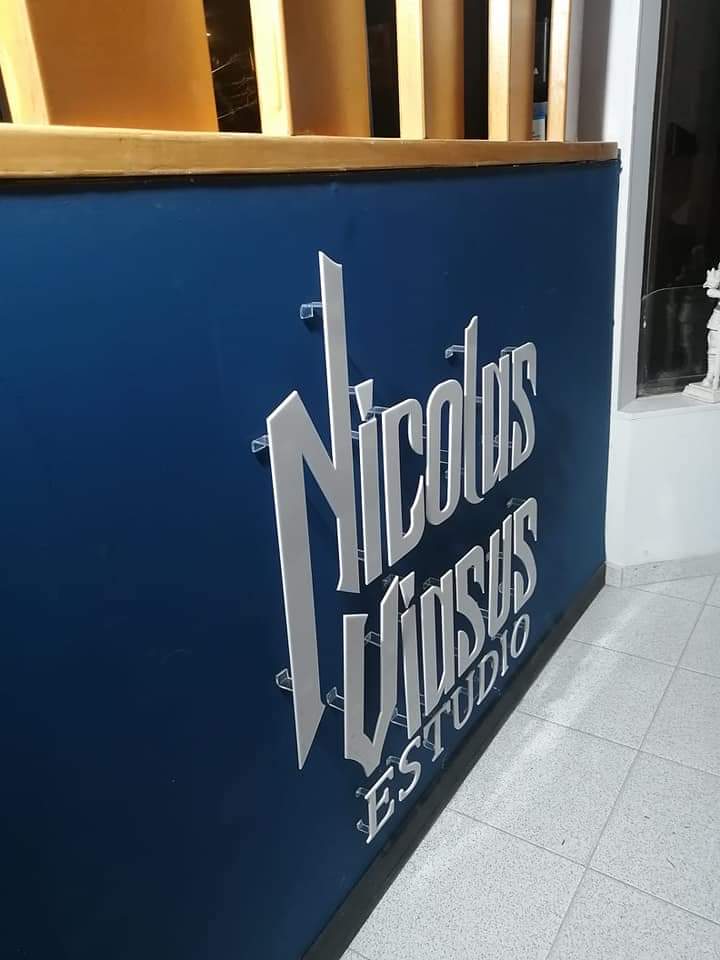 Logo del proyecto Nicolas Viasus